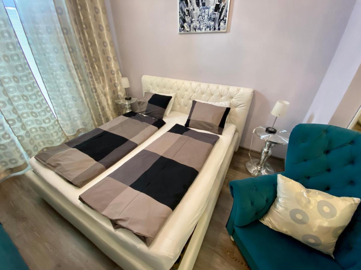 Kings Main Square Apartment โปปรัด ภายนอก รูปภาพ