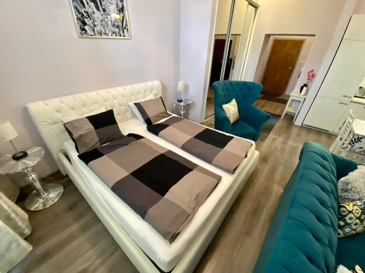 Kings Main Square Apartment โปปรัด ภายนอก รูปภาพ