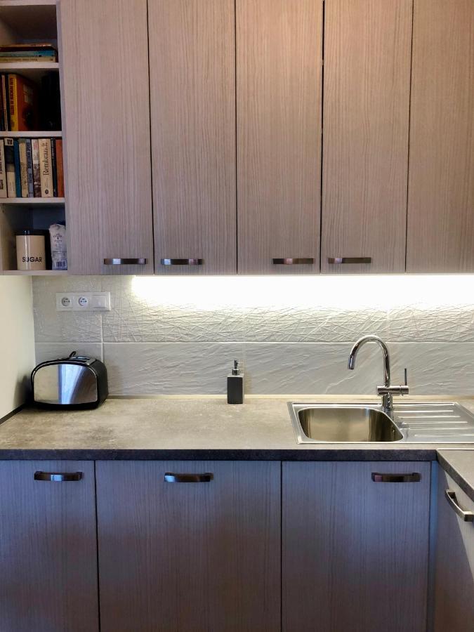 Kings Main Square Apartment โปปรัด ภายนอก รูปภาพ